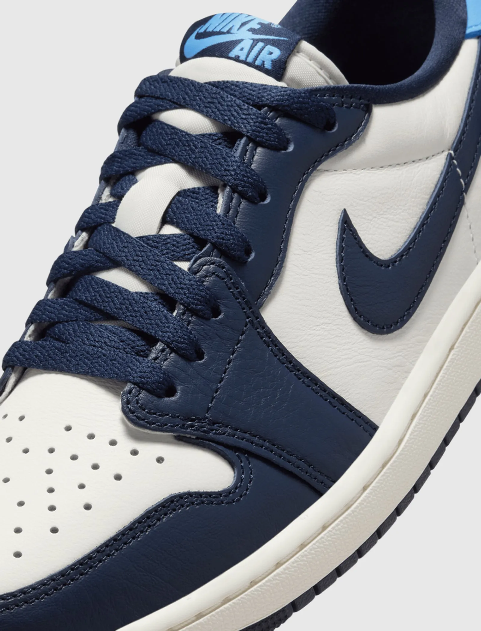 AIR JORDAN 1 LOW OG "OBSIDIAN"