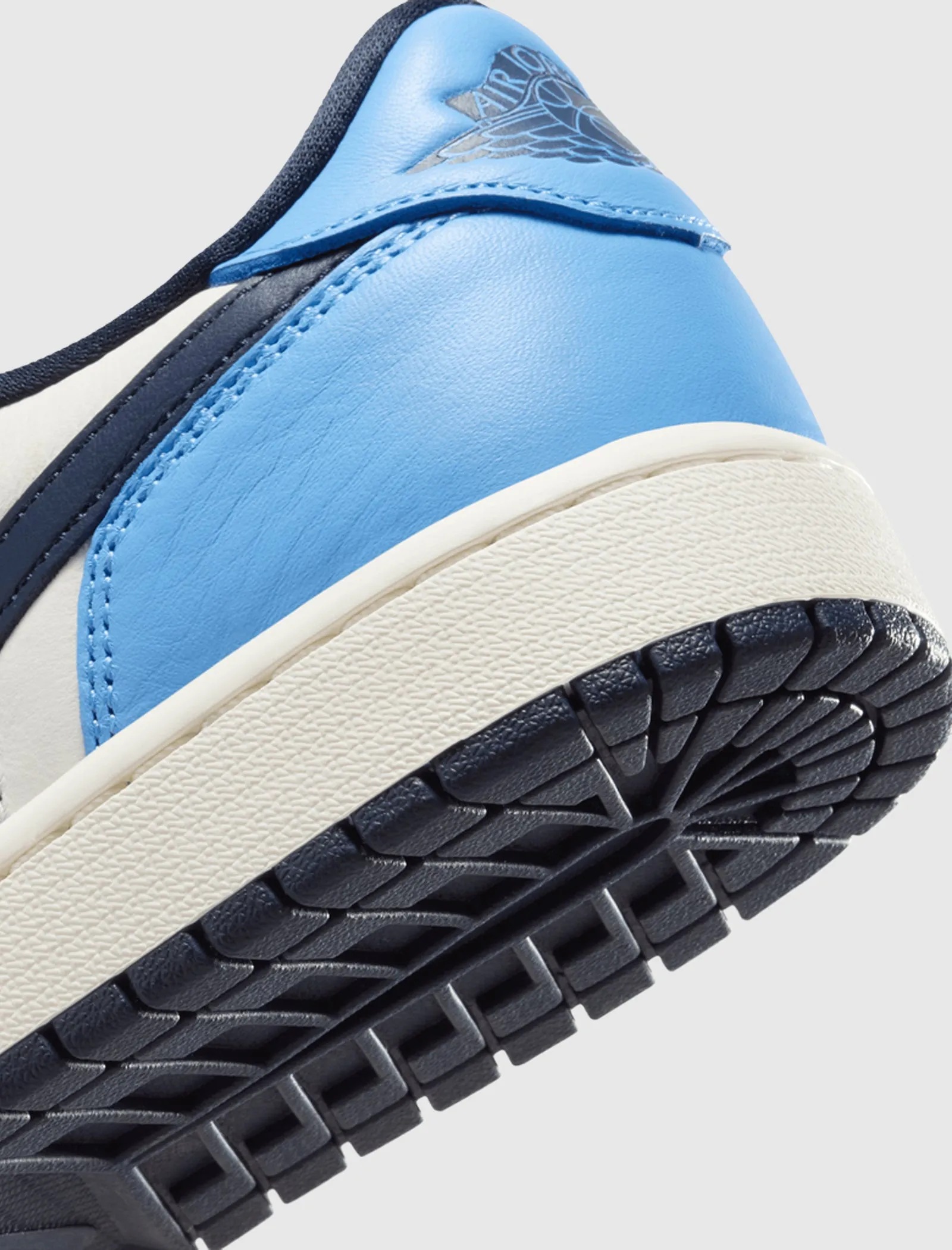 AIR JORDAN 1 LOW OG "OBSIDIAN"