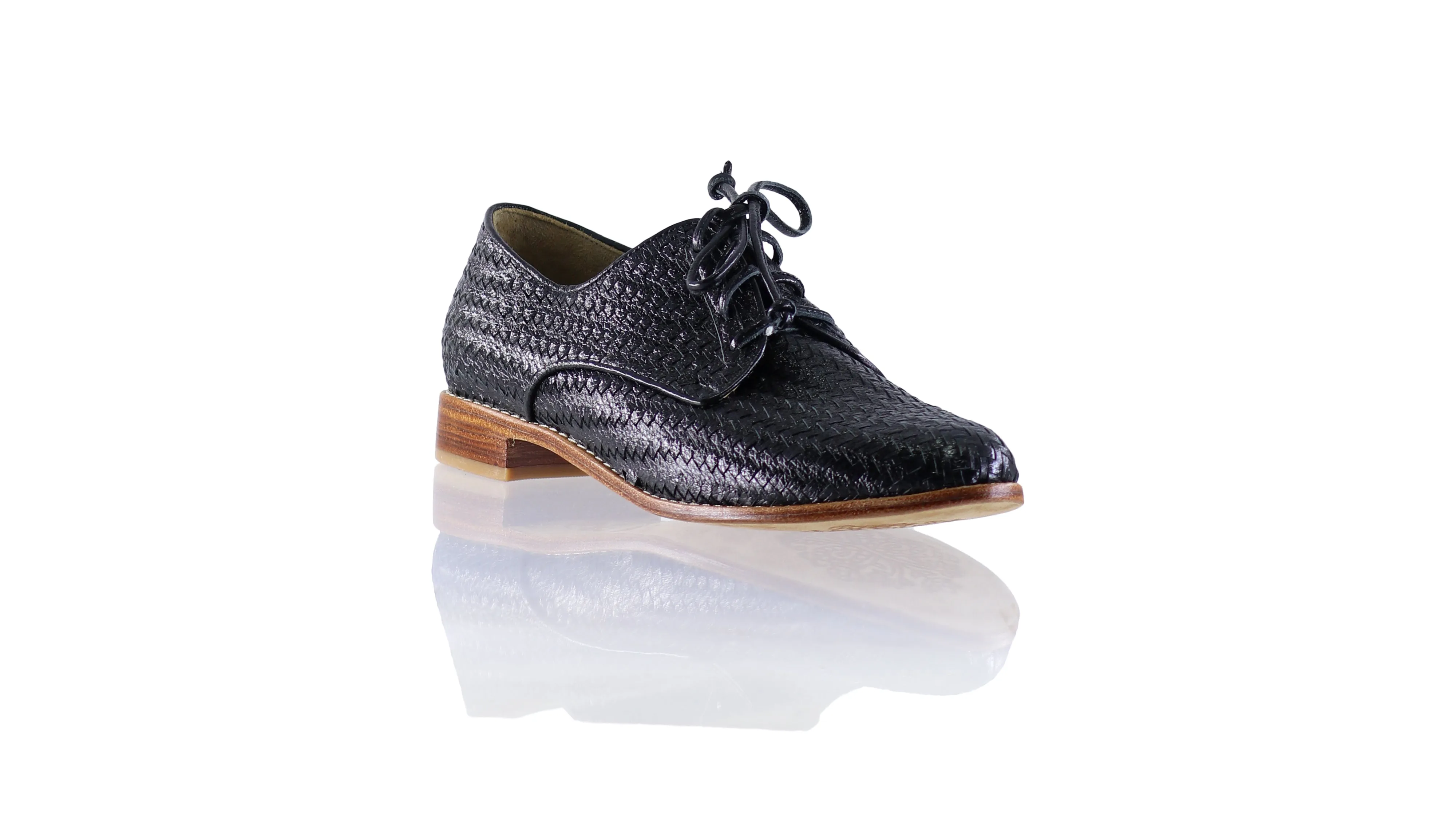 Dominique 25mm Flats - Black BKK