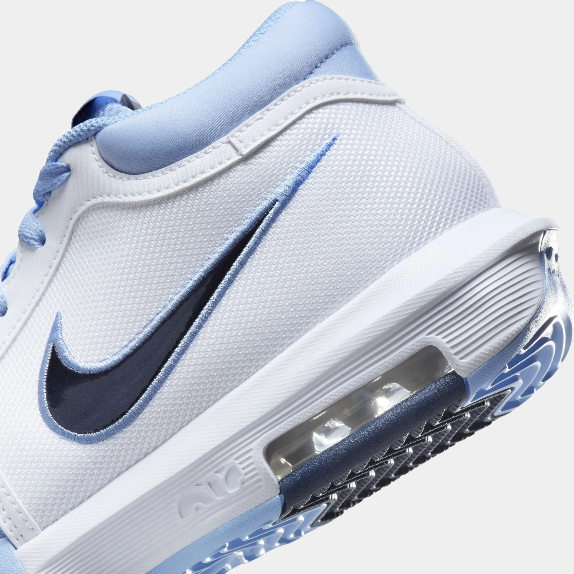 LeBron Witness VIII
