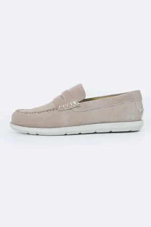 LIGHTWEIGHT SUEDE LOAFERS