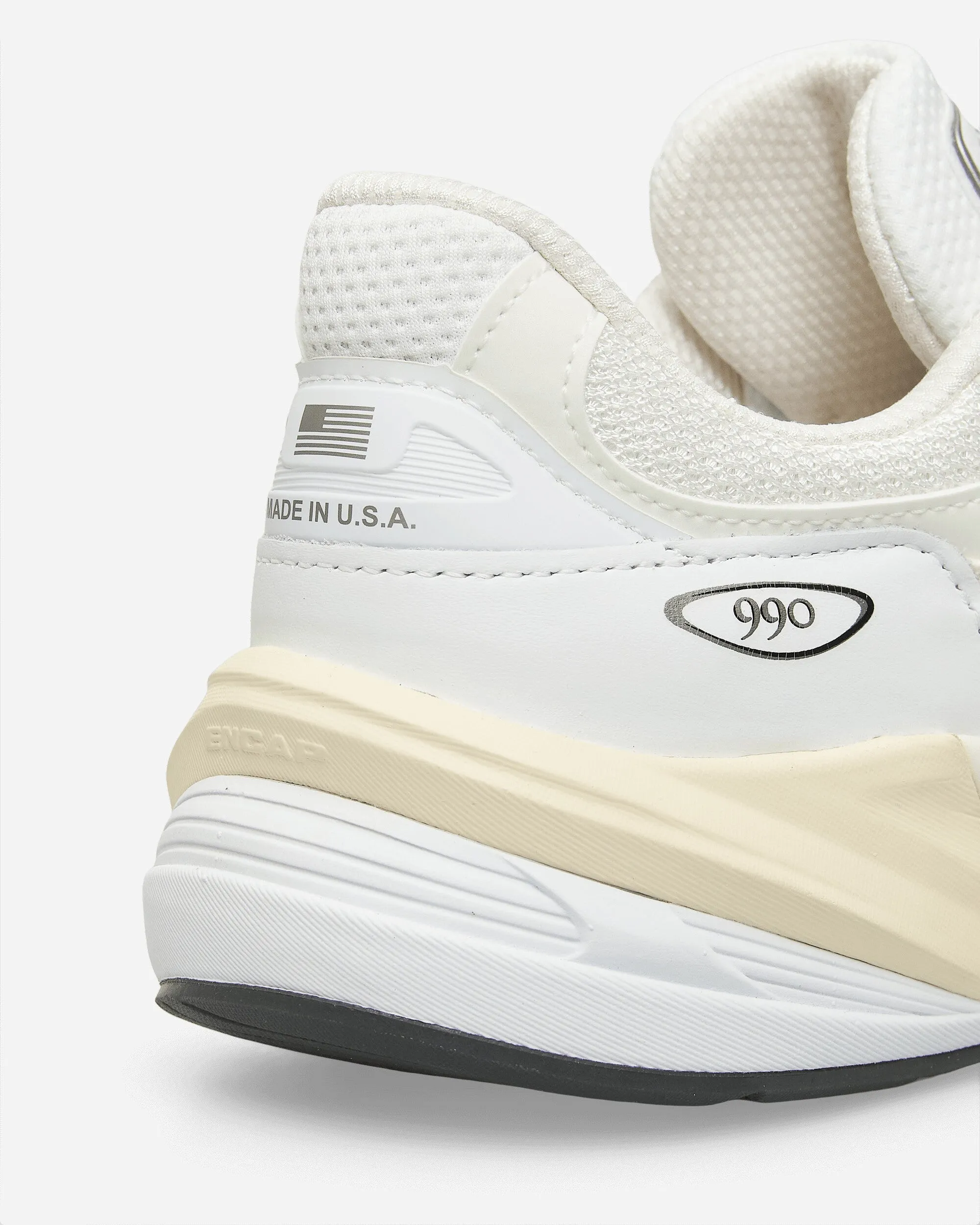 Made in USA 990v6 Sneakers White / Sea Salt