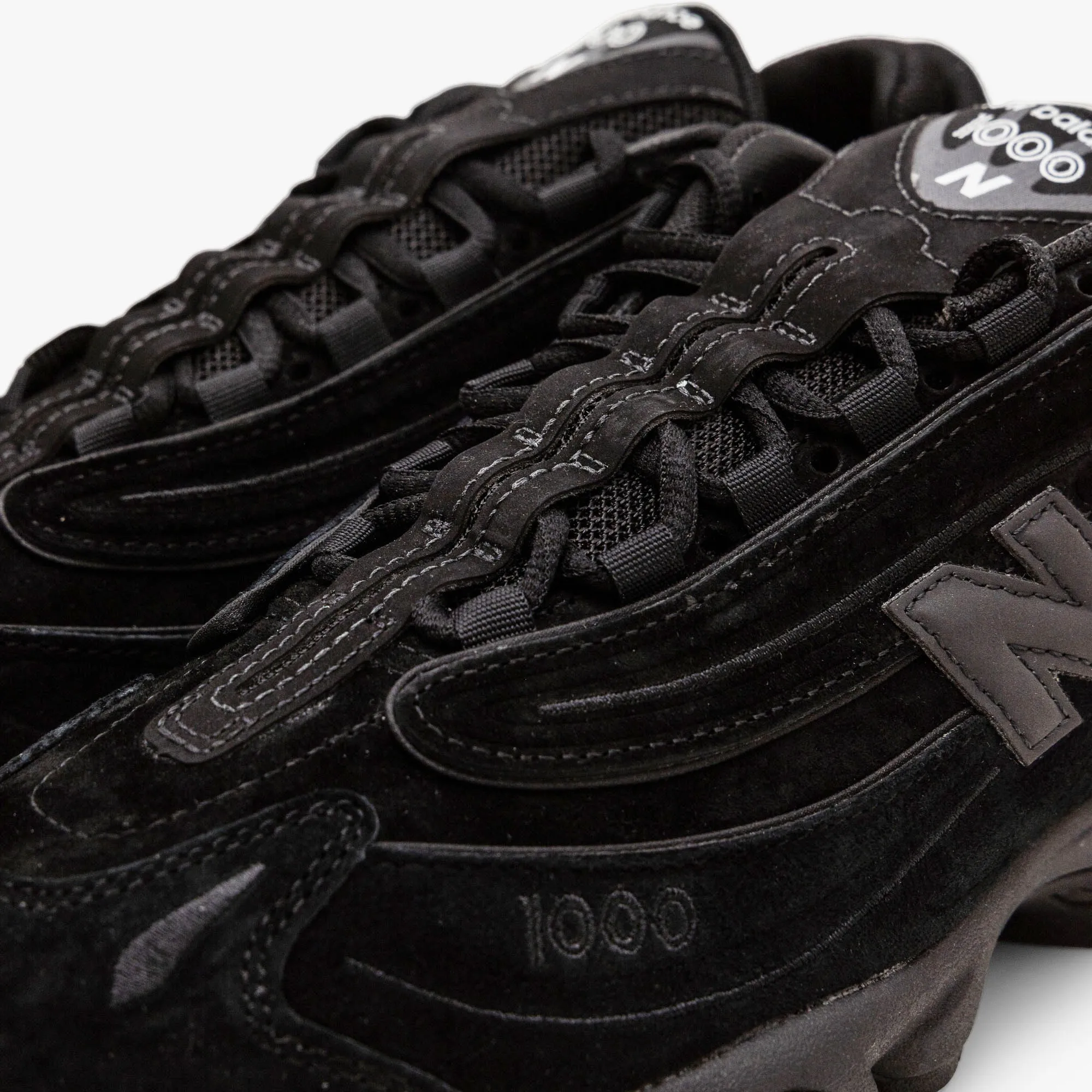 New Balance M1000 / Black / Black
