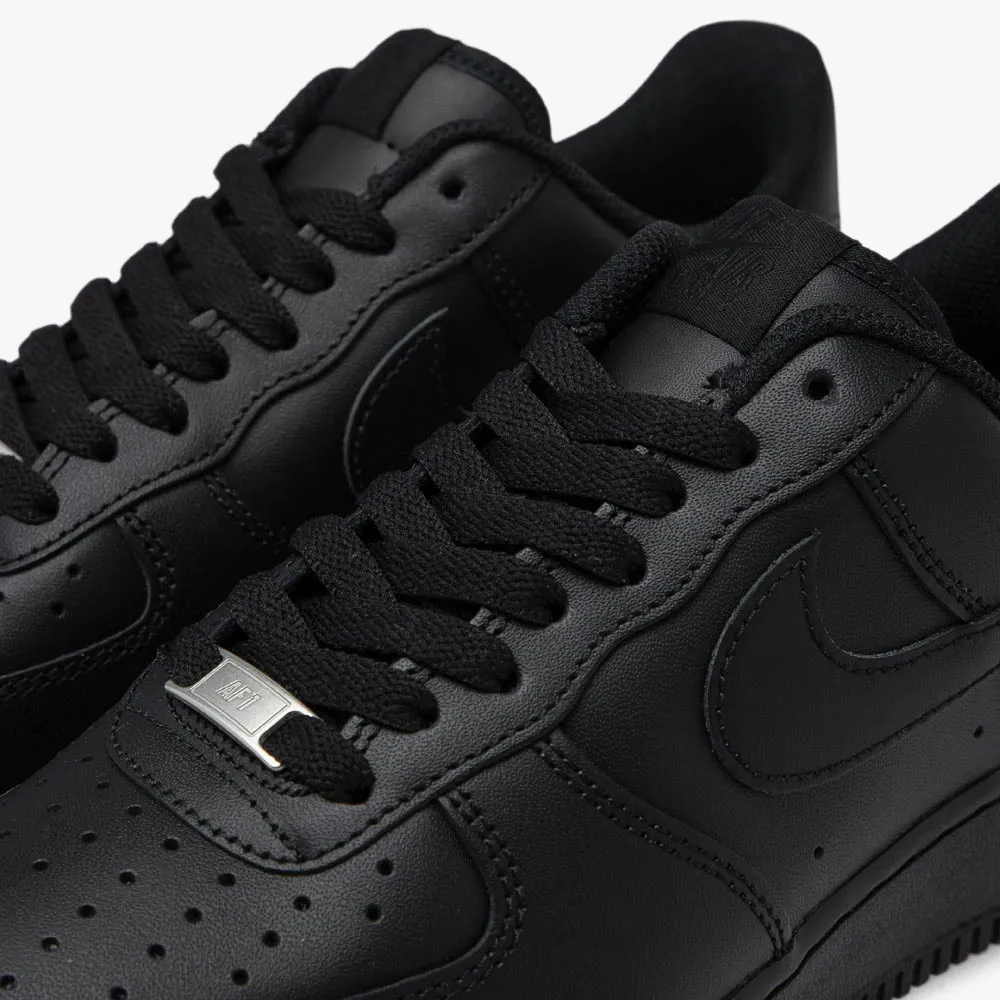 Nike Air Force 1 '07 Black / Black