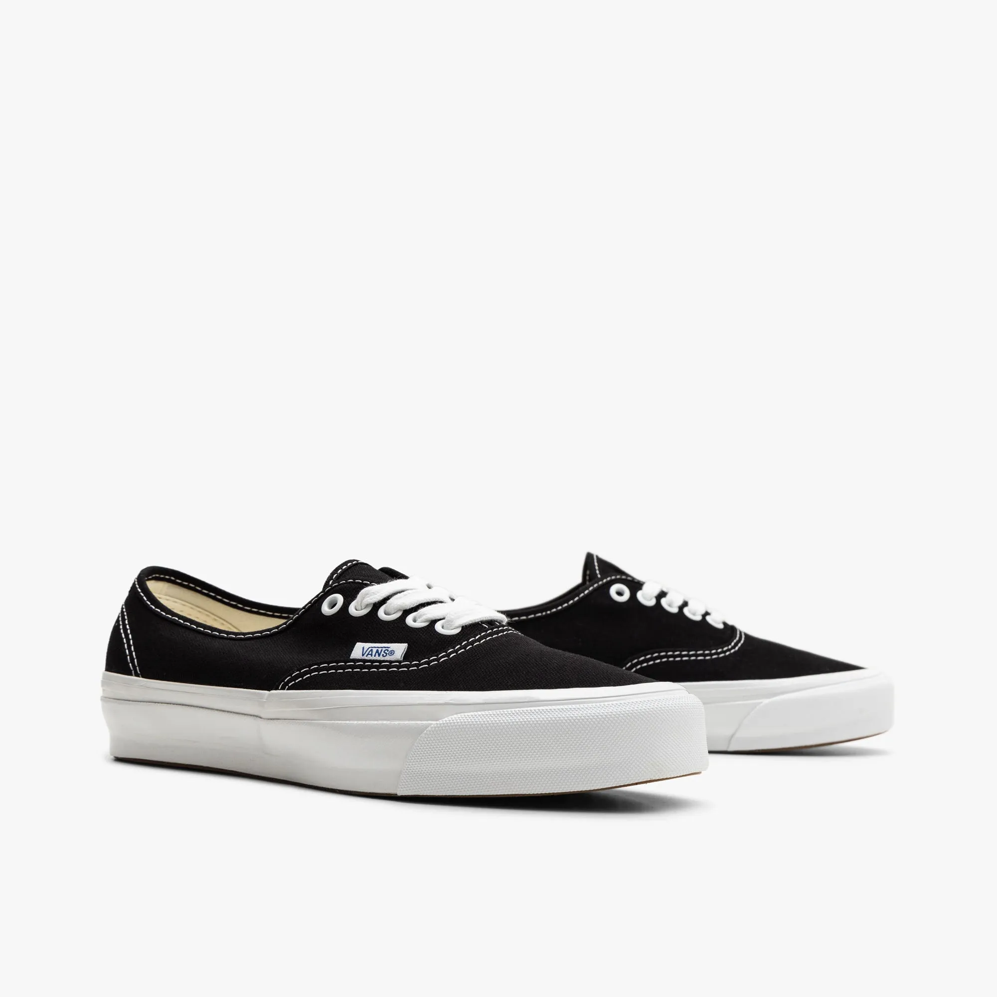 Vans Premium Authentic Reissue 44 LX / Black / White