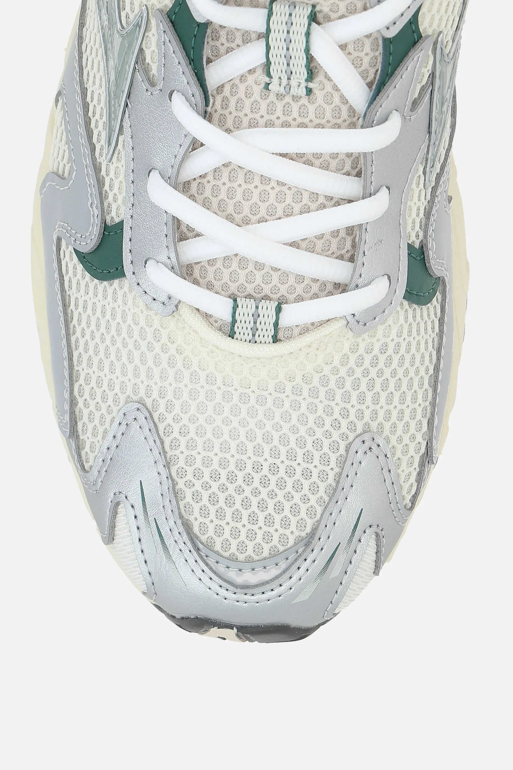 Wave Rider 10 sneakers