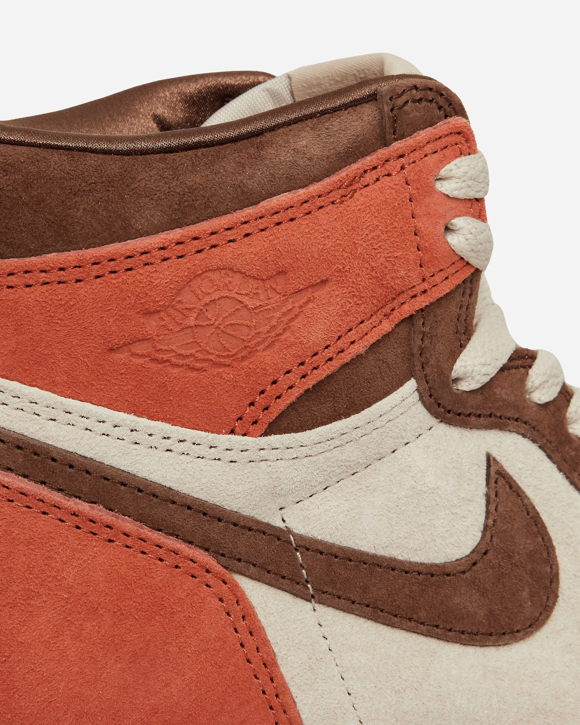 Women's Air Jordan 1 Retro High Sneakers Cacao Wow / Sanddrift