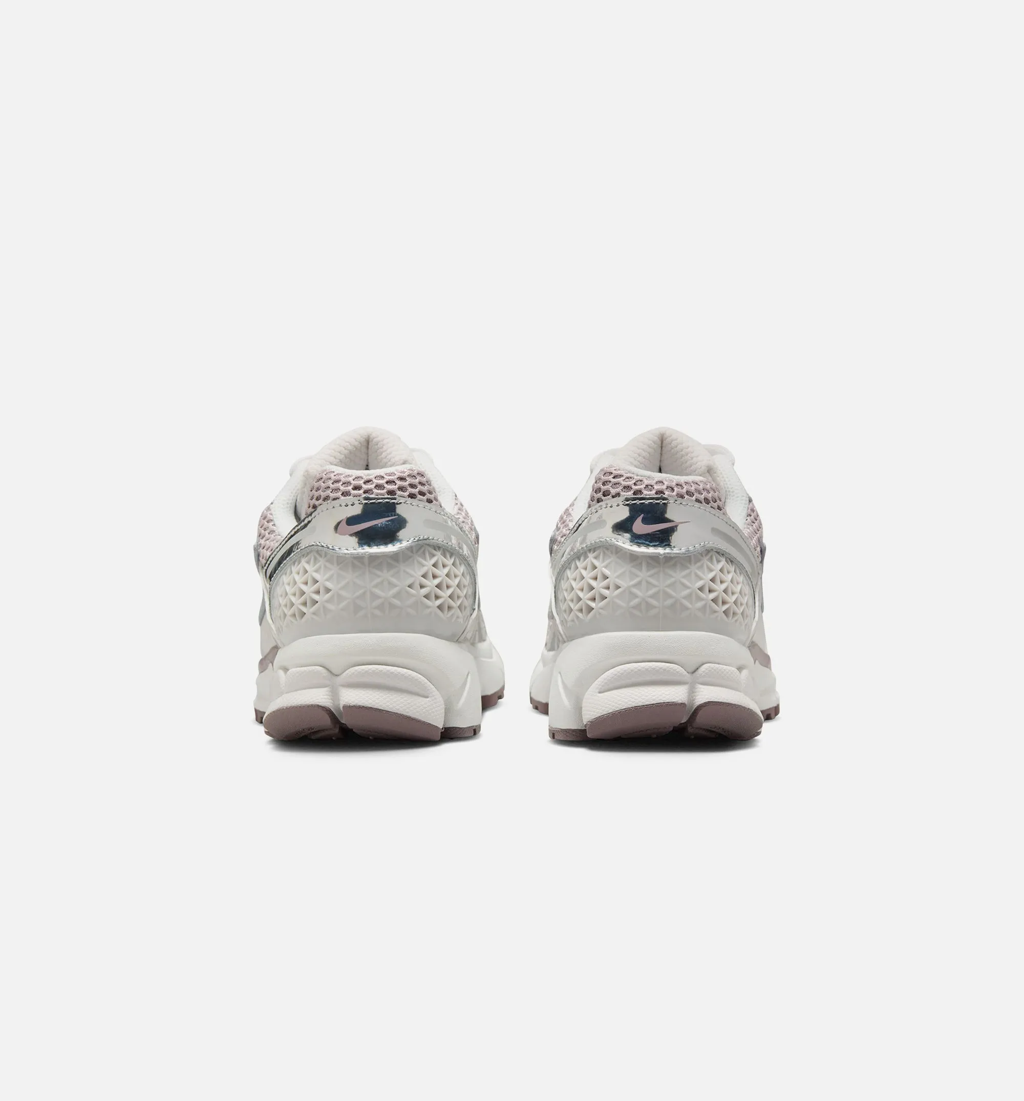 Zoom Vomero 5 Womens Lifestyle Shoe - Vast Grey/Metallic Silver